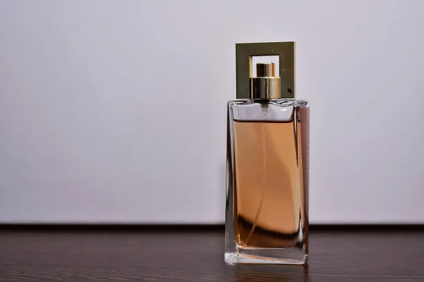 An example image of a perfume bottle.